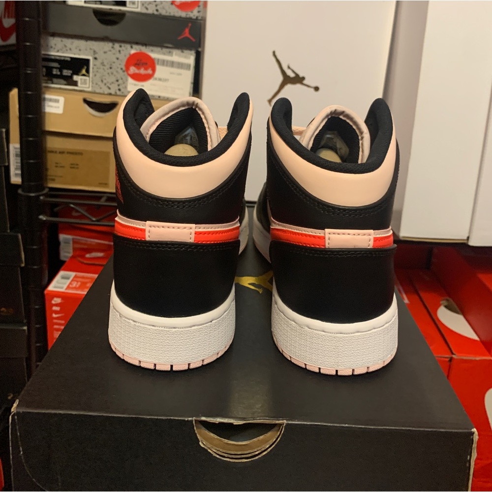Nike Air Jordan 1 Mid Atmosphere Black Pink Shoes 554725-604 TD (GS) Youth Sizes - Picture 6 of 12